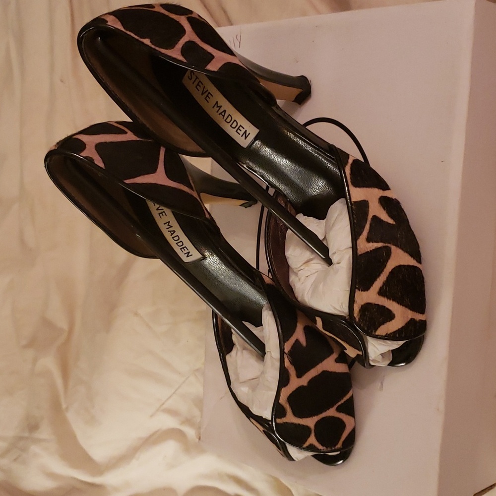 Ladies shoes